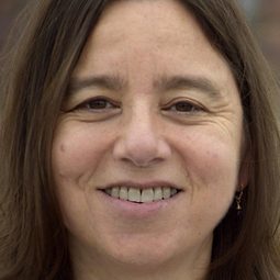 Sarah Schulman 飾演 Self