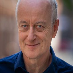 格拉德·麥卡爾斯 飾演 Keith Cameron