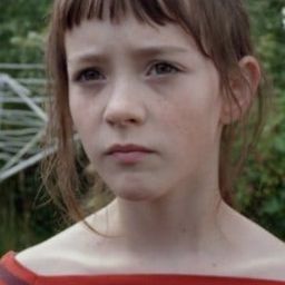 Maria Annette Tanderød Berglyd 飾演 Ragnhild