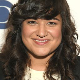 Sabrina Jalees 飾演 Jess