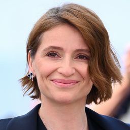 茱蒂絲·史塔特 飾演 Csilla