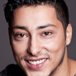 Mamoun Elyounoussi 飾演 