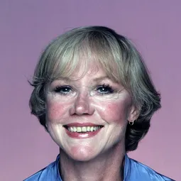 奧卓·琳德莉 - When You Comin' Back, Red Ryder?演員 飾演Ceil Ryder