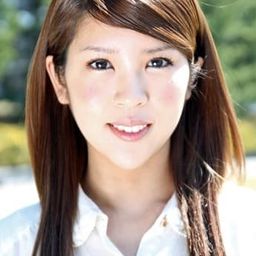阪口杏里 飾演 Mika Kirishima