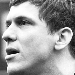 Claus Nissen 飾演 The Perfect Man (from Det perfekte menneske) (archive footage)