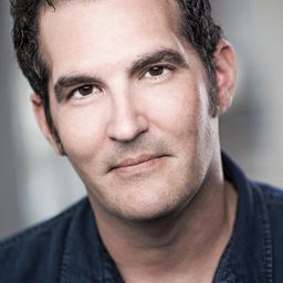 Brad Norman 飾演 Patrick