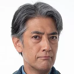 堀部圭亮 飾演 Koichiro