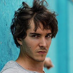 François Goeske - Lost Place演員 飾演Daniel