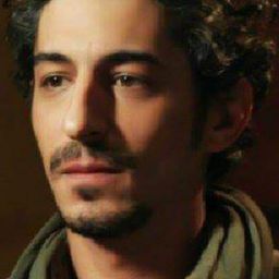 Ramzi Lehner 飾演 خالد