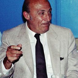 Will Eisner 飾演 Self