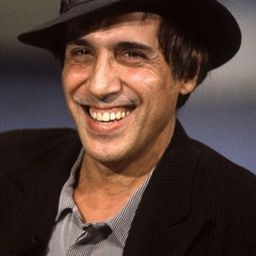 Adriano Celentano 飾演 Taddeus