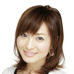 新山千春 飾演 Sasaki Kana