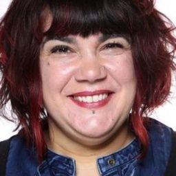 Natacha Davidovic - 甜蜜種子演員 飾演Woman of couple 1