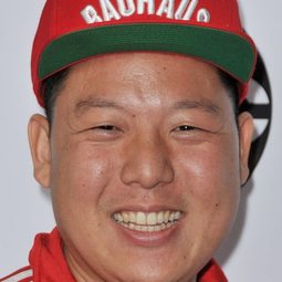 黃頤銘 飾演 Jackie