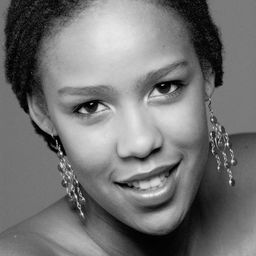 Naima McLean 飾演 Rachel Shabangu