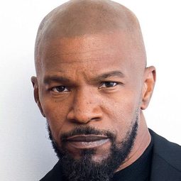 占美霍士 飾演 Himself