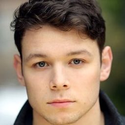 Sean Delaney - 毒魔：血戰大屠殺演員 飾演Young Detective Mulligan