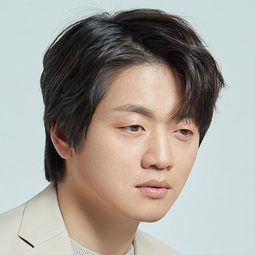 趙福來 飾演 Lee Gae-si