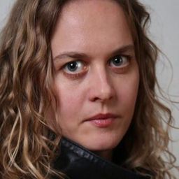 Lien Wildemeersch 飾演 Lize