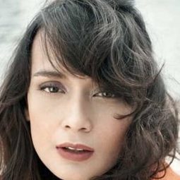 克里斯蒂娜·蘇珊 - 任務：摧毀愛情演員 飾演