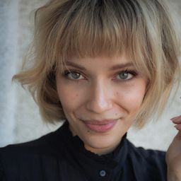 Beatrice Barrilà 飾演 Assistente legale