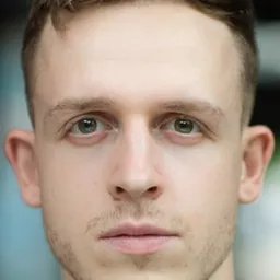 喬治·索姆納 飾演 Marv