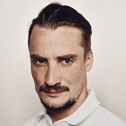 皮埃爾·洛坦 飾演 Soldier