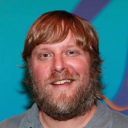 保羅·提比 - SpongeBob SquarePants: Where's Gary?編劇