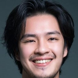 摩根·歐伊 - Air Mata Surga演員 飾演Hamzah