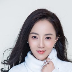 邱邱  - 新封神榜：楊戩演員 飾演Yang Chan / Yao Ji (voice）