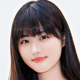 原 菜乃華 飾演 Suzume Iwato (voice)