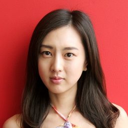 杉野希妃 - 歓待演員 飾演Natsuki