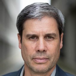 Tim Ross - Where We're Meant to Be演員 飾演Bobby