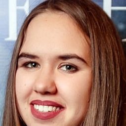 Yuliya Bobkova - 斯坦尼斯拉夫斯基：渴望生活導演