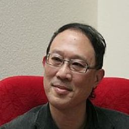 萬仁 - 兒子的大玩偶導演