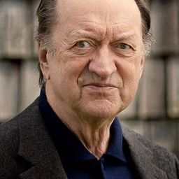 Nikolaus Harnoncourt 飾演 Conductor
