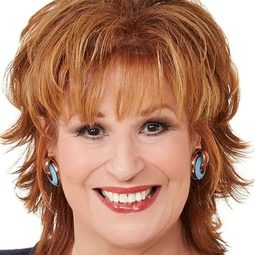 喬·貝哈 - This Is My Life演員 飾演Ruby