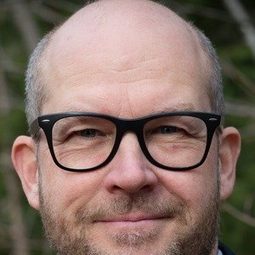 Magnus Mark - 我們朝聖去吧演員 飾演Micke