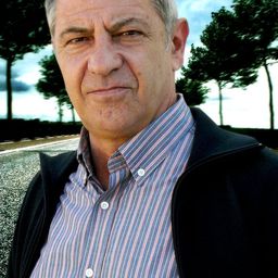 米格爾·赫拉伯特 飾演 Pardo