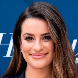 莉雅·米雪 飾演 Elise