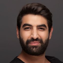 奇萬斯·巴蘭·阿爾斯蘭 飾演 Metin