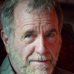 Jay Richardson - A Doggone Adventure演員 飾演Dr. Roland Masters