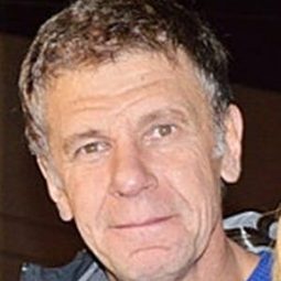 Claudio Da Passano 飾演 Somi