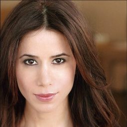 Sybil Temchen 飾演 Rachel Braun