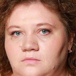 Anna Astashkina - Comet Halley演員 飾演court clerk