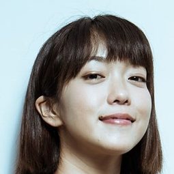 李霈瑜 - 我吃了那男孩一整年的早餐演員 飾演Older Xiang Wei-xin