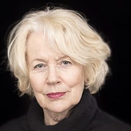 Dearbhla Molloy 飾演 Ma Stokes