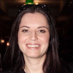 Barbora Kodetová - 崔斯坦與伊索德演員 飾演Lady Marke