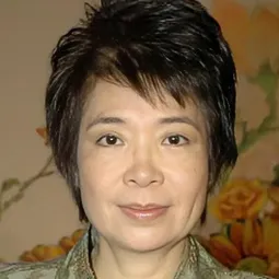 蘇杏璇 飾演 Mei Ling's Mother