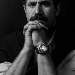 Mahmoud Hafez 飾演 